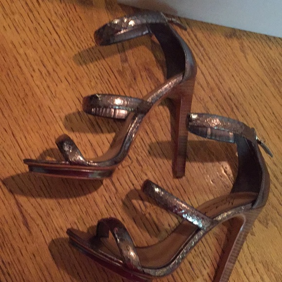 Badgley Mischka Mark and James Malana heels. - Picture 4 of 10